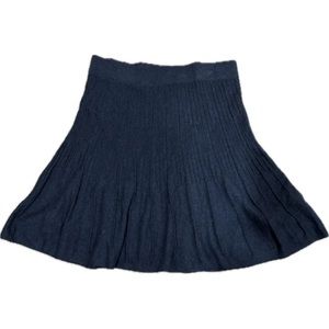 CAbi Knit Femme Swing Gray A-Line Pleated Knit Pull On Skirt- SIZE: Medium